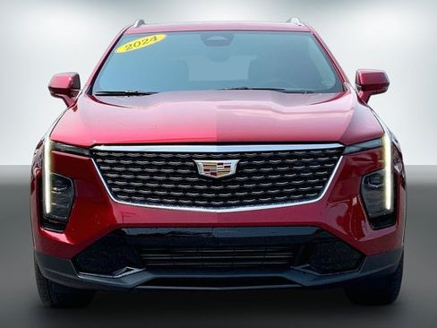 Used 2024 Cadillac XT4 Premium Luxury w/ Cold Weather Package AWD/4WD image 2