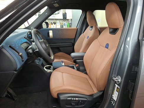 Certified 2025 MINI Cooper Countryman S image 9