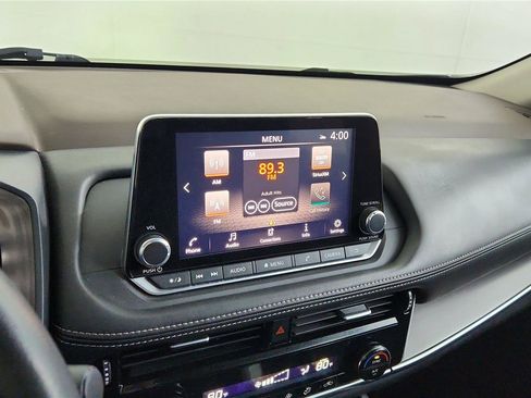 Certified 2022 Nissan Rogue SV image 41