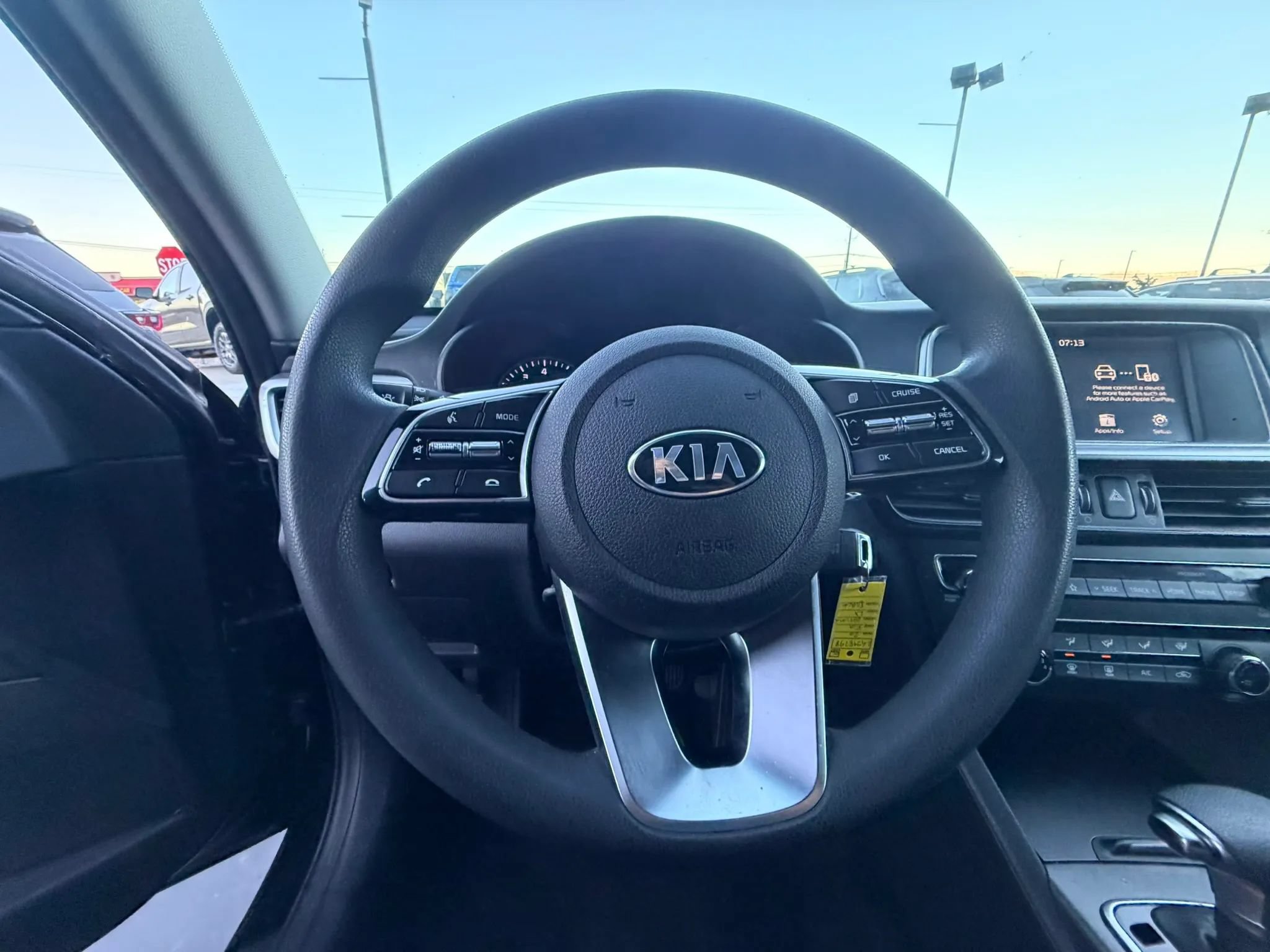 Used 2020 Kia Optima LX FWD image 11