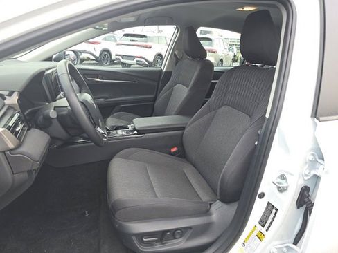 Used 2025 Toyota Camry XSE image 10