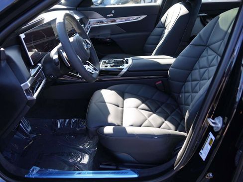 New 2026 BMW 740i w/ Premium Package image 15