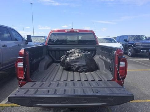 Used 2026 GMC Canyon Elevation w/ Convenience Package RWD image 10