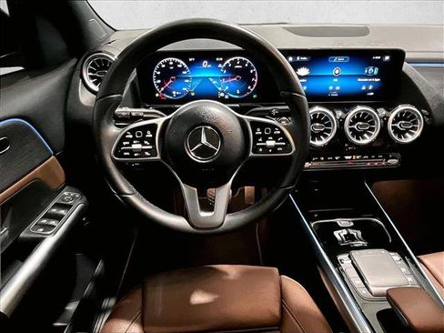 Used 2023 Mercedes-Benz GLA 250 4MATIC image 7