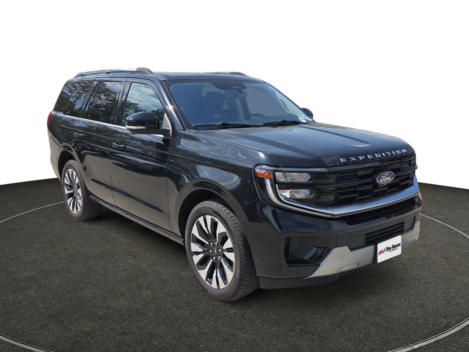 Used 2025 Ford Expedition Platinum w/ Driver's Package AWD/4WD image 9