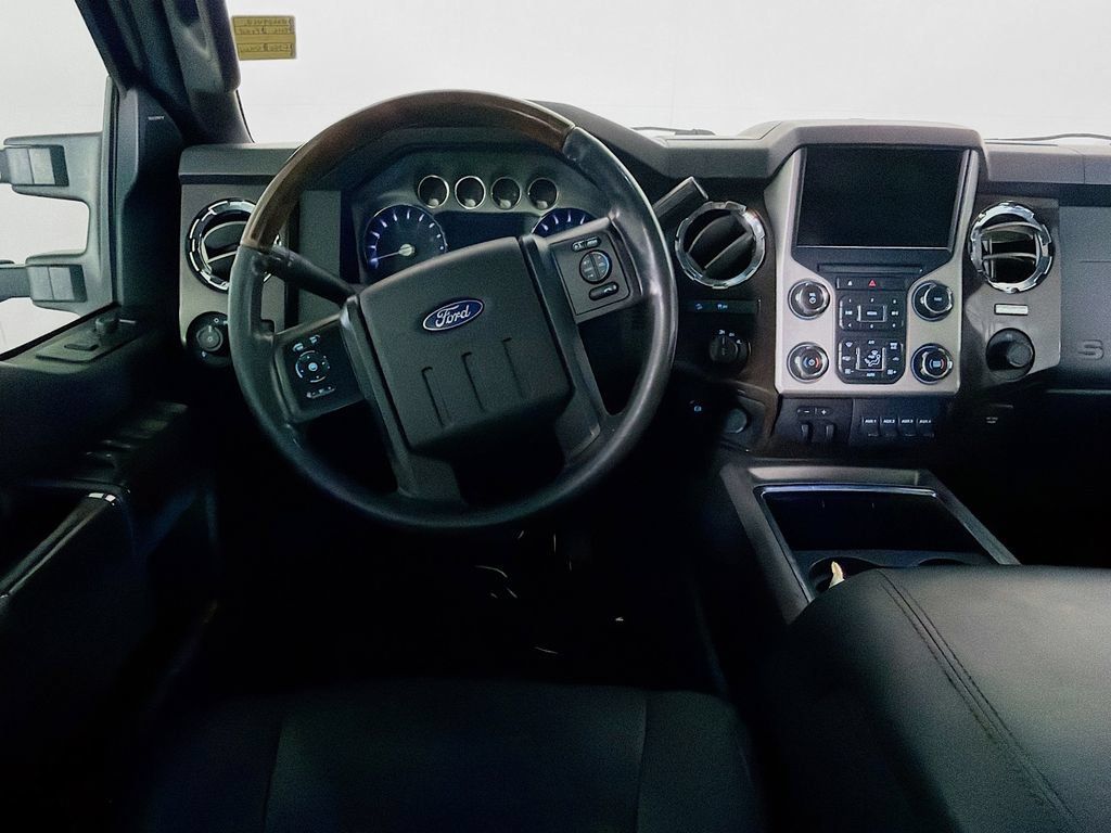 Used 2016 Ford F350 Platinum w/ FX4 Off-Road Package AWD/4WD image 20