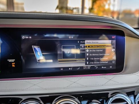 Used 2018 Mercedes-Benz S 560 4MATIC Sedan image 24