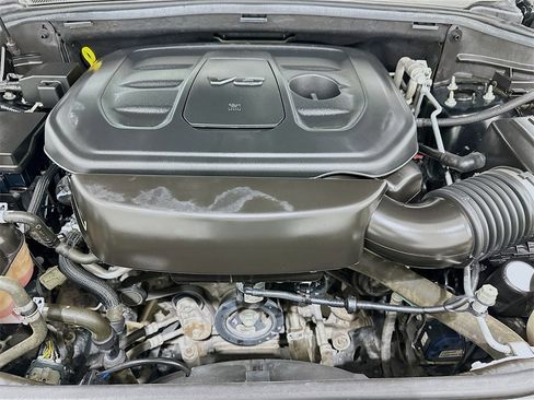 Used 2022 Jeep Grand Cherokee Laredo E image 29