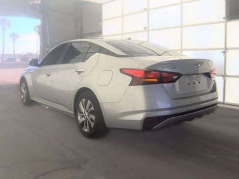 Used 2020 Nissan Altima 2.5 S FWD image 3