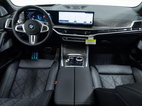 New 2026 BMW X5 M60i image 23