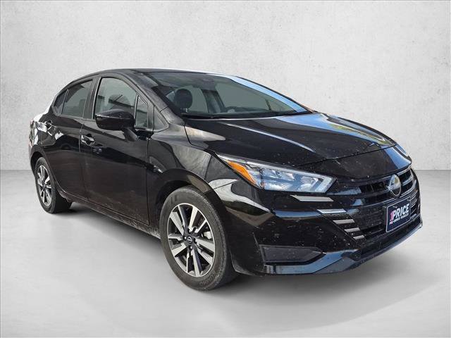 Used 2025 Nissan Versa SV FWD image 3