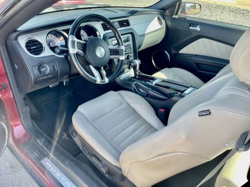 Used 2012 Ford Mustang Premium RWD image 10