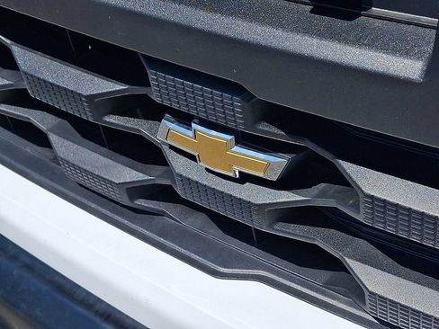 Used 2026 Chevrolet Silverado 1500 W/T w/ Trailering Package AWD/4WD image 30