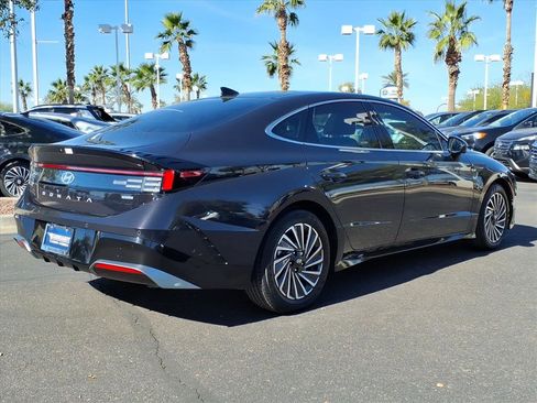 Certified 2025 Hyundai Sonata Limited image 5