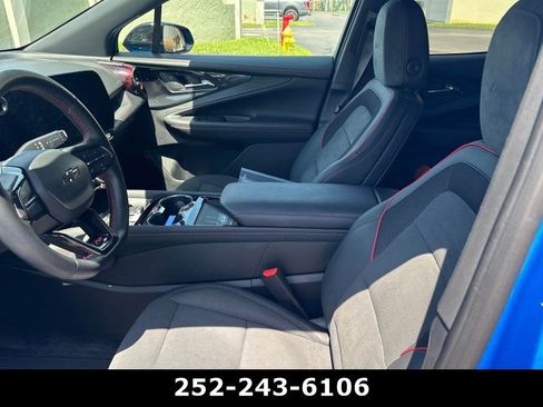 Used 2024 Chevrolet Blazer EV RS RWD image 2