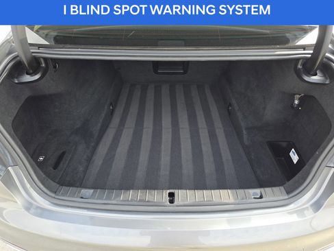 Used 2017 BMW 740i image 19