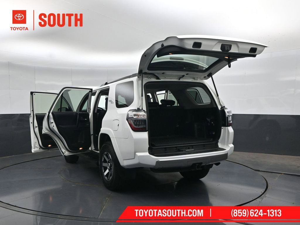 Used 2022 Toyota 4Runner TRD Off-Road Premium w/ Moonroof Package AWD/4WD image 53