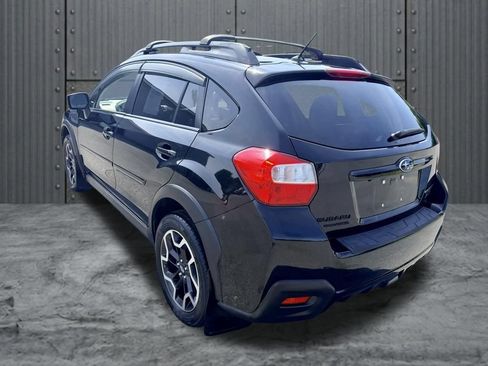 Used 2017 Subaru Crosstrek 2.0i Premium AWD/4WD image 5