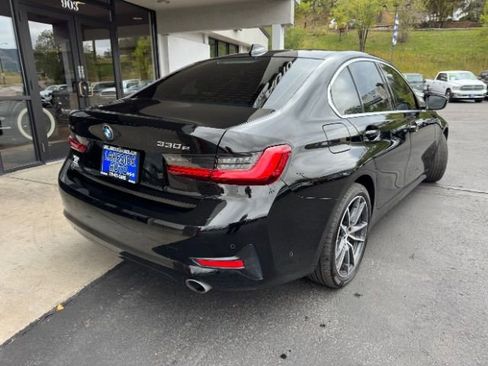 Used 2021 BMW 330e xDrive image 7