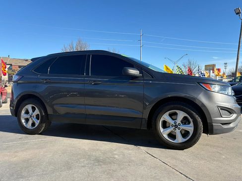 Used 2016 Ford Edge SE image 3