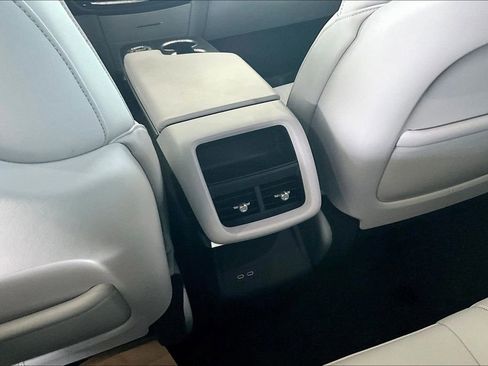 Certified 2024 Cadillac Lyriq Luxury AWD/4WD image 10