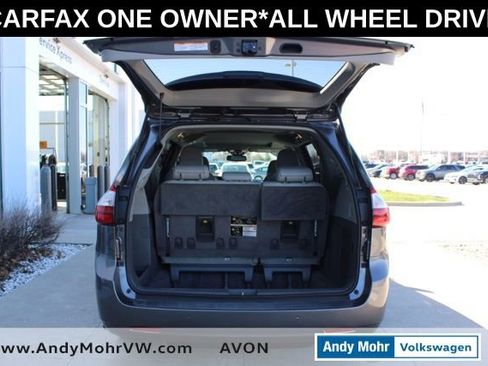 Used 2018 Toyota Sienna XLE w/ XLE Navigation Package AWD/4WD image 9