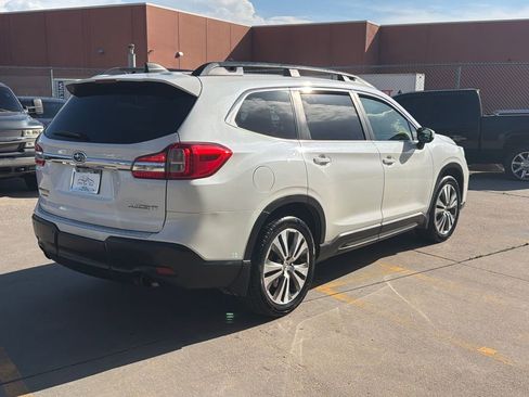 Used 2019 Subaru Ascent Premium w/ Popular Package #2 AWD/4WD image 5
