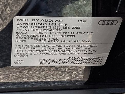 Certified 2025 Audi Q5 2.0T Premium Plus w/ Premium Plus Package AWD/4WD image 28