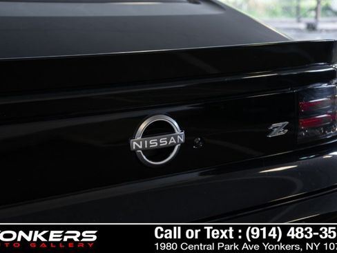 Used 2024 Nissan Z Performance w/ Floor Mat Package RWD image 26