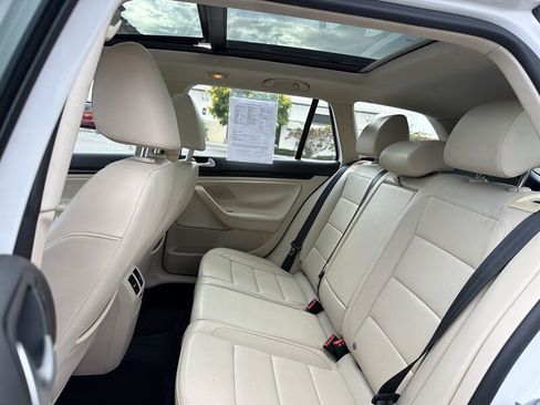 Used 2014 Volkswagen Jetta TDI FWD image 14