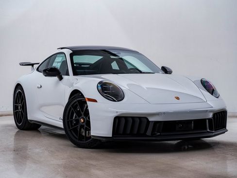 New 2026 Porsche 911 Carrera GTS image 8