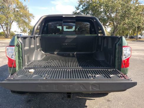 Used 2024 Nissan Titan SV w/ SV Bronze Edition Package image 12