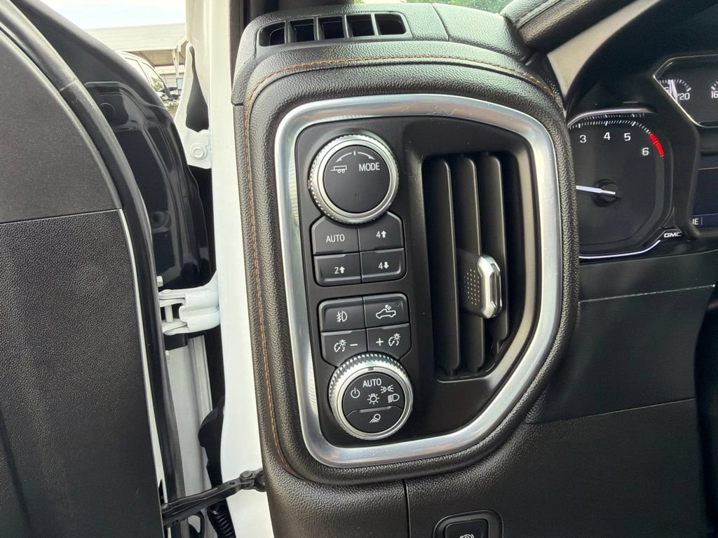 Used 2021 GMC Sierra 1500 AT4 w/ AT4 Value Package AWD/4WD image 28