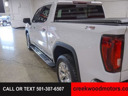 Used 2021 GMC Sierra 1500 SLT AWD/4WD image 28