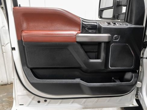 Used 2020 Ford F350 Platinum AWD/4WD image 44