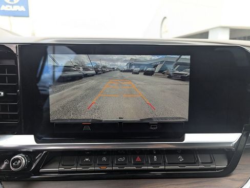 Certified 2023 GMC Sierra 1500 SLT w/ SLT Convenience Package image 20