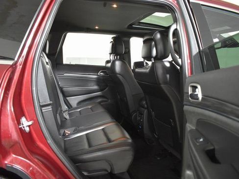 Used 2019 Jeep Grand Cherokee Limited AWD/4WD image 34