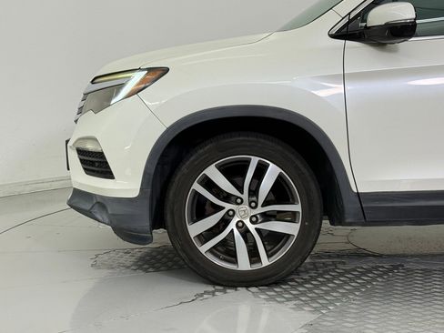 Used 2016 Honda Pilot Elite image 12