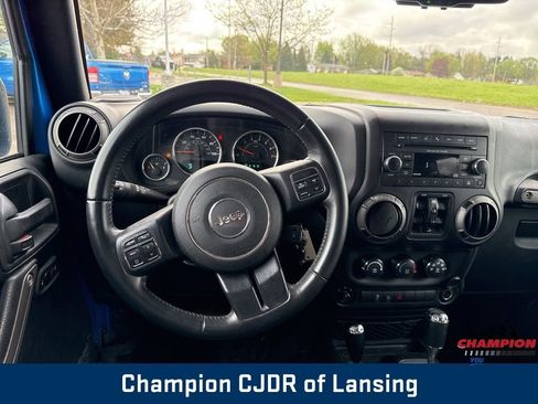 Used 2016 Jeep Wrangler Unlimited Sport w/ Quick Order Package 24S AWD/4WD image 15