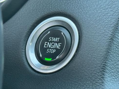 Used 2022 Cadillac XT4 Premium Luxury w/ Enhanced Visibility Package image 30