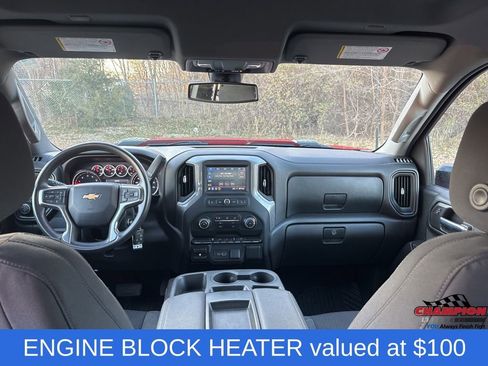 Used 2023 Chevrolet Silverado 2500 Custom w/ Custom Value Package image 16