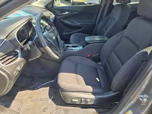 Used 2024 Chevrolet Malibu LT FWD image 11
