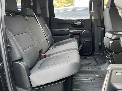 Used 2020 GMC Sierra 1500 SLE w/ SLE Value Package image 33