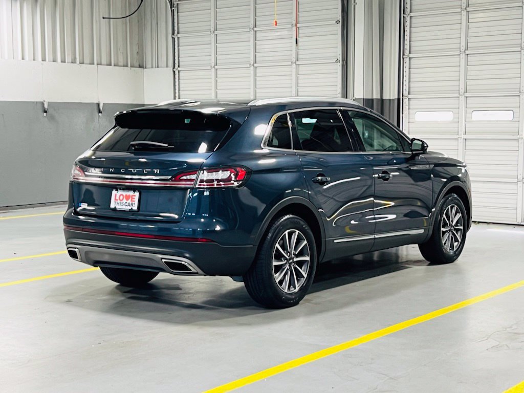 Used 2022 Lincoln Nautilus FWD image 17