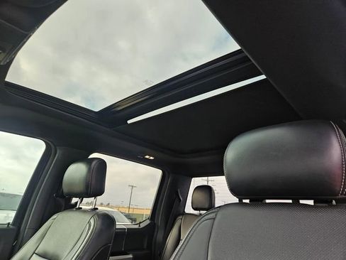 Used 2018 Ford F150 Lariat w/ Equipment Group 502A Luxury image 9