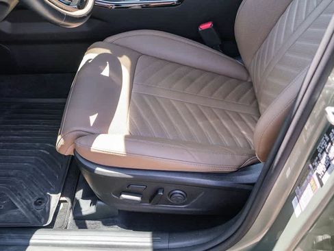 Certified 2024 Kia Sorento SX Prestige w/ Olive Brown Leather Package AWD/4WD image 20