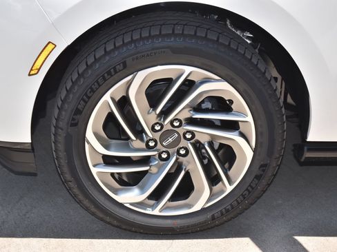 New 2026 Lincoln Navigator L Reserve AWD/4WD image 42