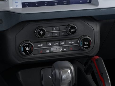 New 2025 Ford Bronco Heritage Edition AWD/4WD image 15