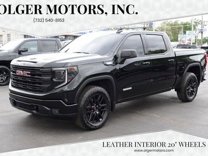 Used 2025 GMC Sierra 1500 Elevation