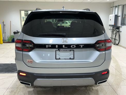 New 2026 Honda Pilot EX-L image 7
